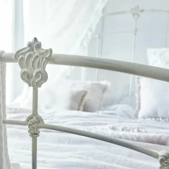 LOBERON Bett Canefield Online