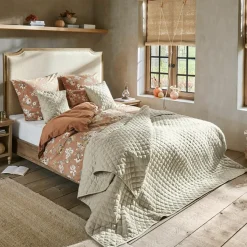 LOBERON Bett Catham Sale