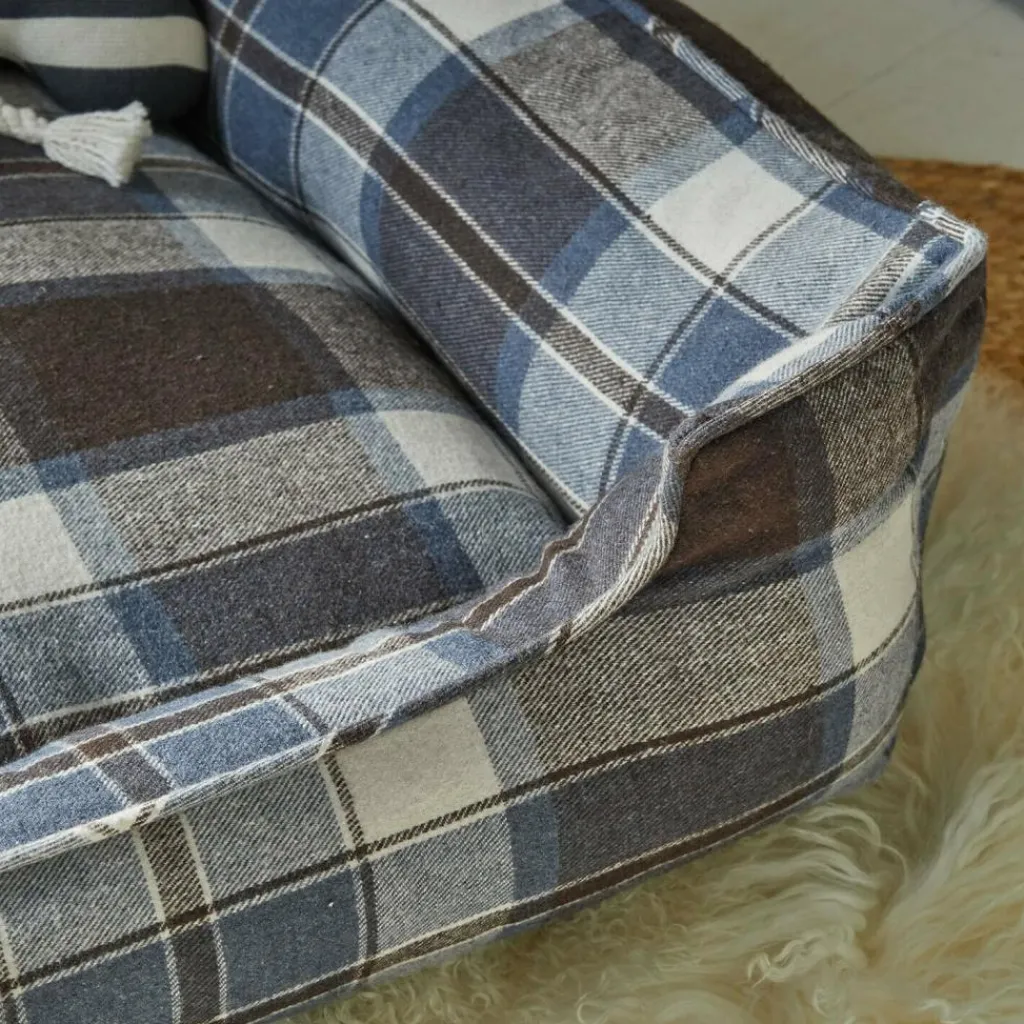 LOBERON Bett für Haustiere Creswyn blau/kariert New