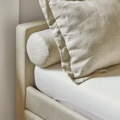 LOBERON Bett Thistlewood Discount