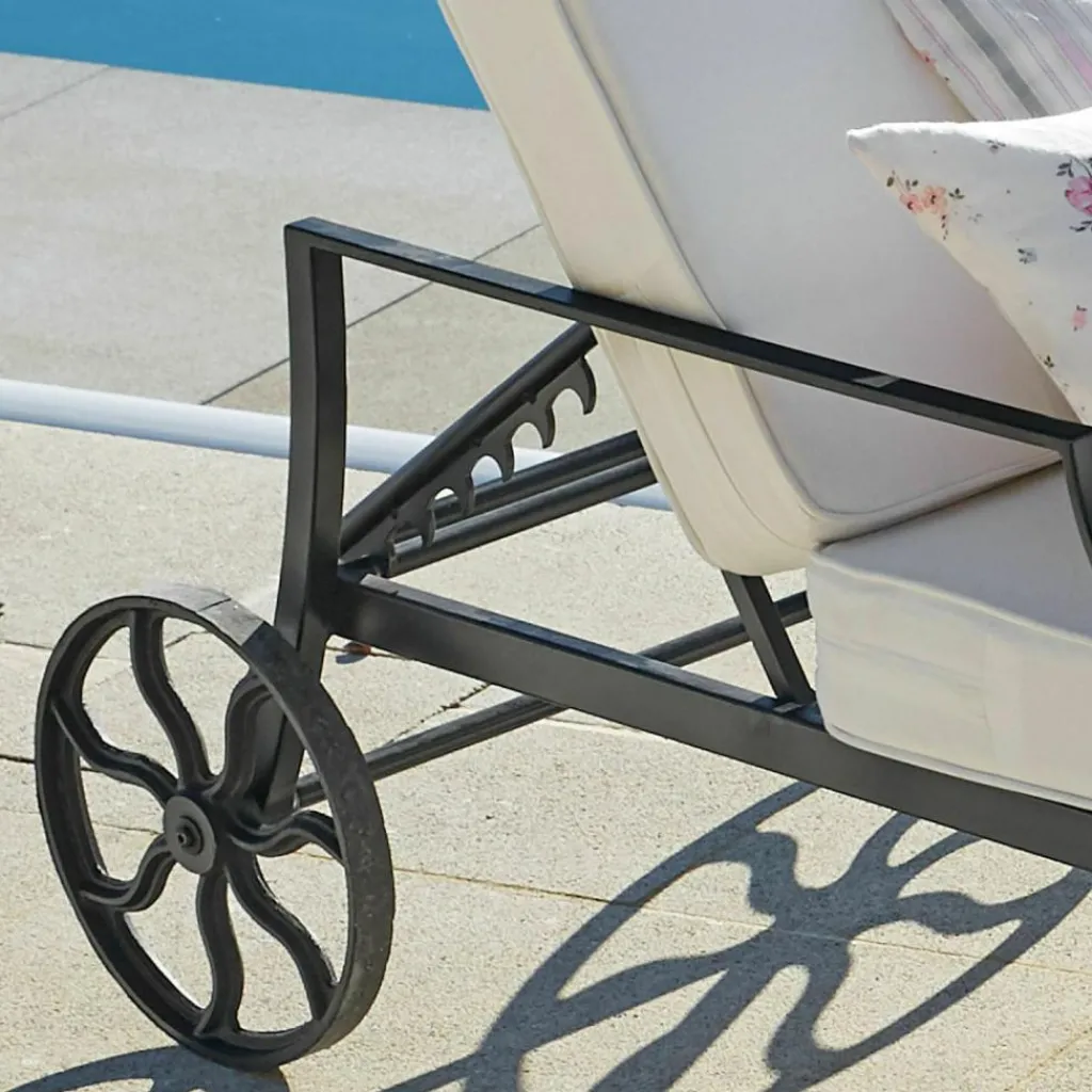 LOBERON Lounger Vienne Clearance